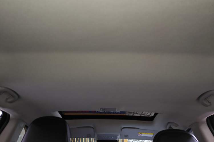 Used Buick Encore 2015 1.4T Automatic Two-Wheel Drive Urban Elite Version
