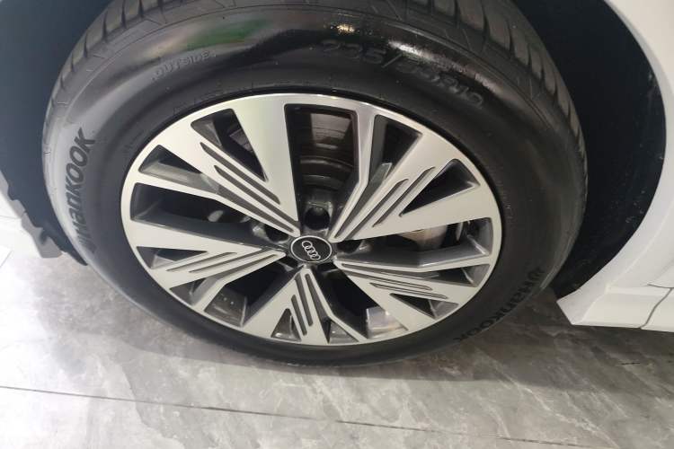 Used Audi Q4 e-tron 2024 40 e-tron Adventure Edition
