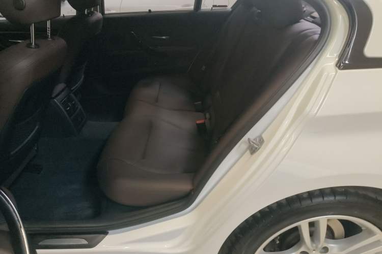 Used BMW 3 Series 2018 320Li Leading Model M Sport Package
