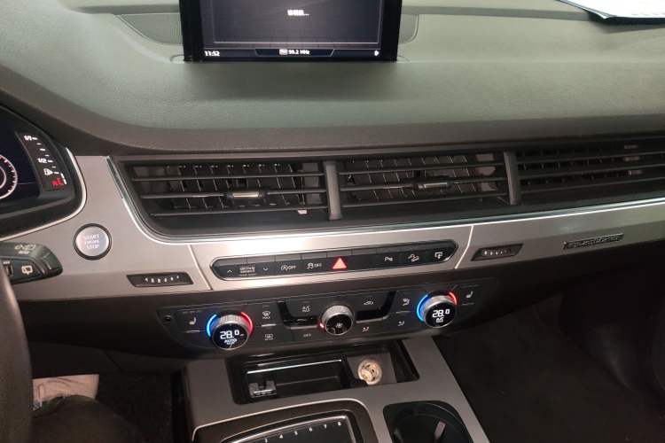 Used Audi Q7 2016 45 TFSI Technology Edition
