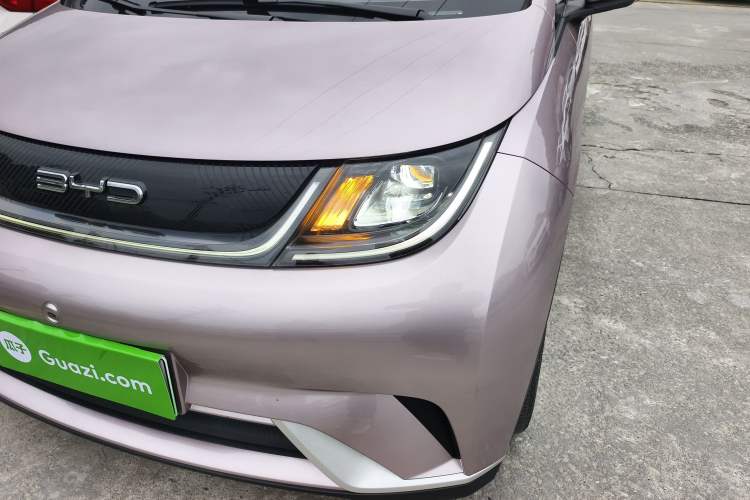 Used BYD Dolphin 2023 420 km Free Version
