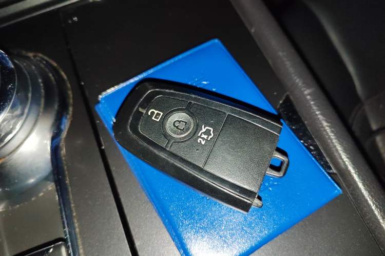 Used Ford Taurus 2019 EcoBoost 245 Premium Edition