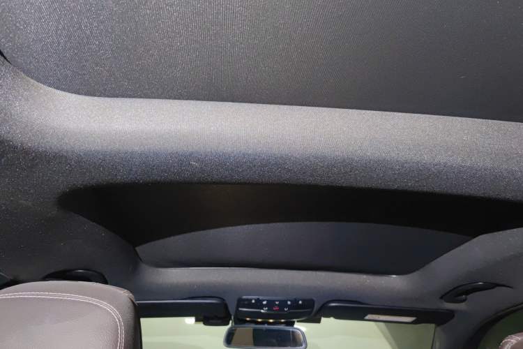 Used Mercedes-Benz GLC 2017 GLC 260 4MATIC Luxury Model
