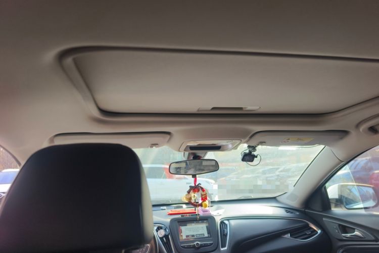 Used Chevrolet Malibu XL 2017 1.5T Automatic Ruichi Edition Headliner