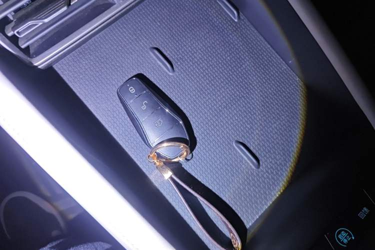 Used BYD Yuan UP 2025 Model 301KM Leading Version