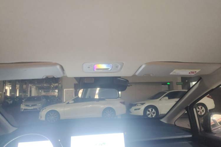 Used AION Y 2023 Plus 510 Enjoy Edition Headliner