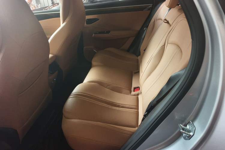 Used Geely Galaxy L7 2025 EM-i 115km Exploration+ Edition Left Rear Seat