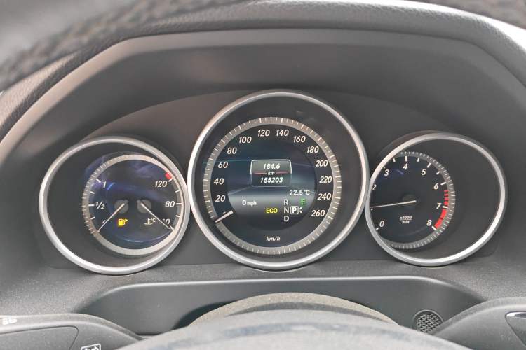 Used Mercedes-Benz E-Class 2015 Facelift E 200 L