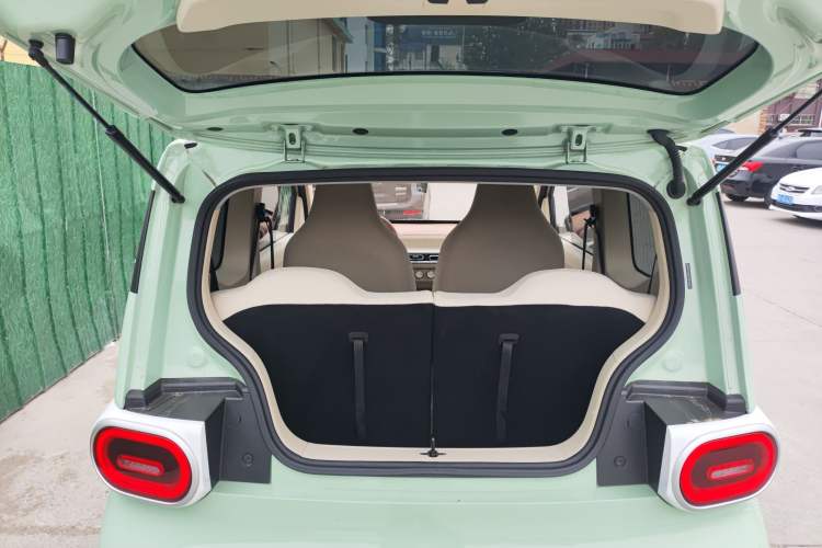 Used Wuling Hongguang MINIEV 2024 3rd Generation 215km Youth Edition