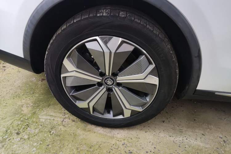 Used BYD Tang New Energy 2021 EV Four-Wheel Drive High-Performance Luxury Model