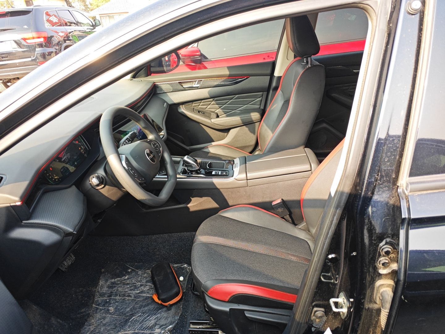 المقاعد الأمامية داخل السيارة