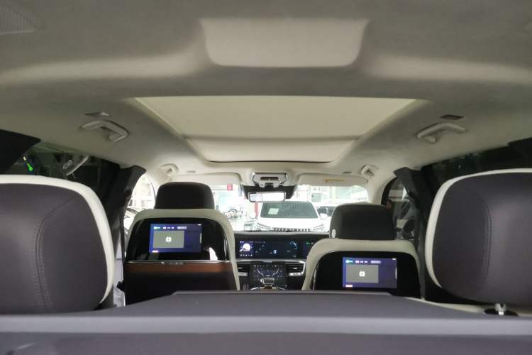 Used Hongqi E-HS9 2022 660 km Range Flagship Edition Four Seats