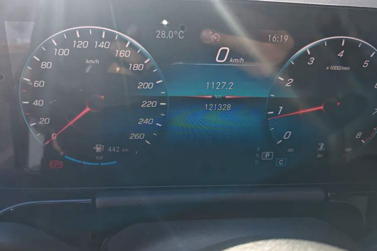 Used Mercedes-Benz GLA 2020 GLA 200 Odometer Close Up