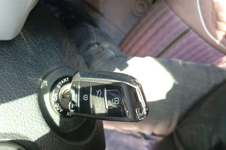 Used JAC Group Refine S3 2016 1.5L Manual Luxury Model
