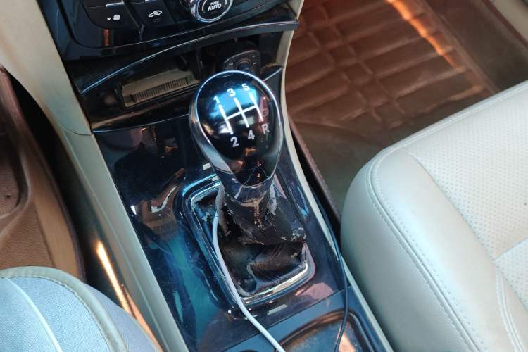 Used Geely Auto GC7 2013 1.5L Manual Luxury Model