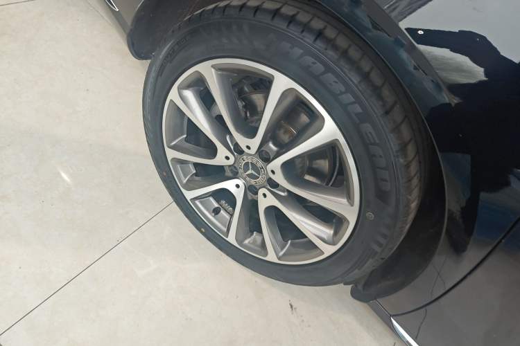 Used Mercedes-Benz E-Class 2018 Facelifted E 300 L Stylish Version
