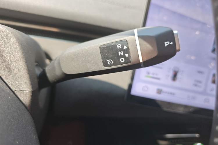 Used Deepal L07 2024 230Max Qiankun Intelligent Driving ADS SE Range-Extended Version Gear Lever