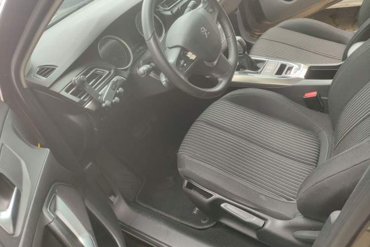 Used Peugeot 408 2014 1.8L Automatic Luxury Edition Left Front Seat