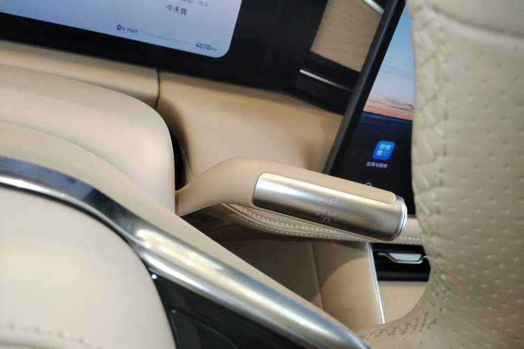 Used Hima AITO M5 2025 Extended-Range Ultra All-Wheel-Drive Version