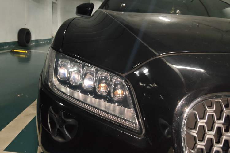 Used Lincoln Continental 2019 2.0T Two-Wheel Drive Luxury Edition China VI Standard
