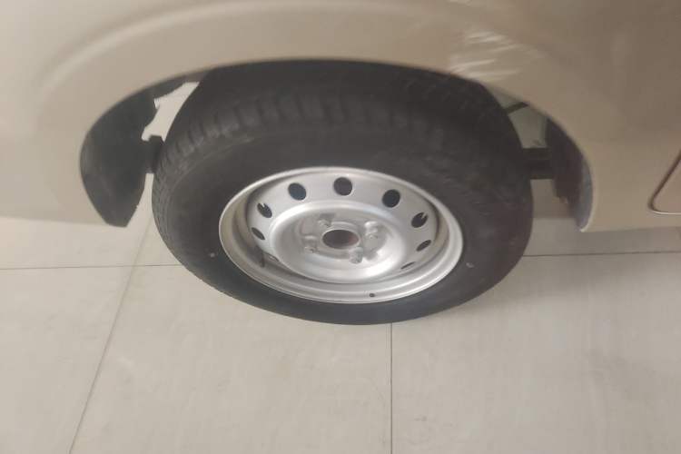 Used Wuling Hongguang V 2022 1.5L Jingqu Edition Electric-Assist LAR