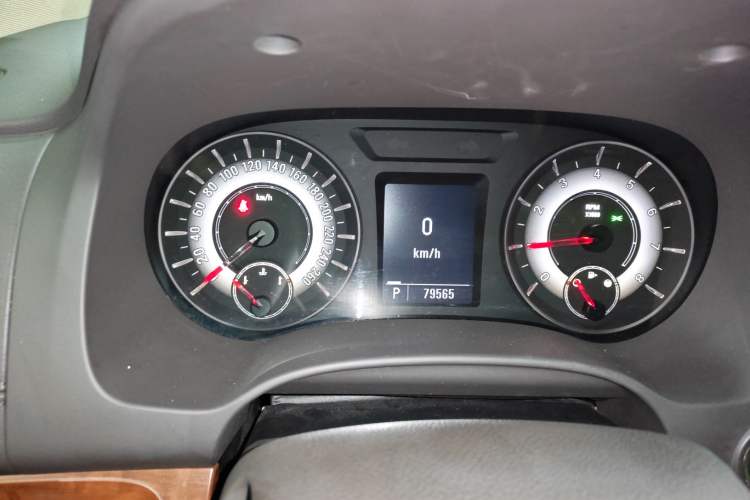 Used Roewe 950 2015 1.8T Luxury Edition
