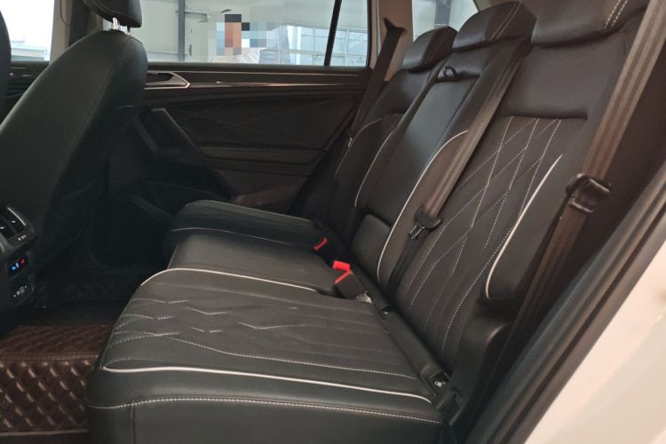 Used Volkswagen Tiguan L 2022 330TSI Automatic Two-Wheel Drive R-Line Enhanced Edition