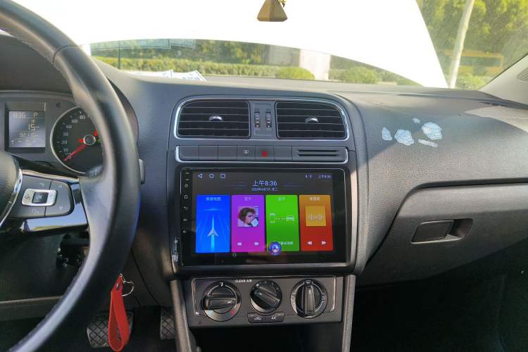 Used Volkswagen Polo 2016 1.6L Automatic Comfort Model