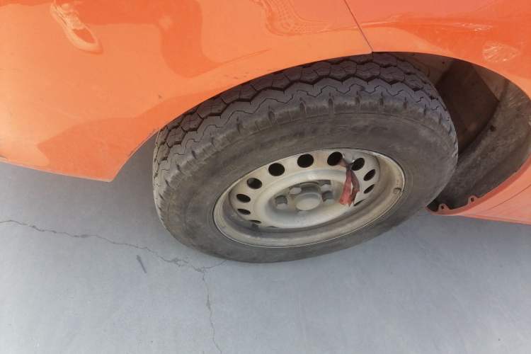 Used FORTHING Lingzhi M5 2023 Van Version Classic 2-Seater Exterior 4