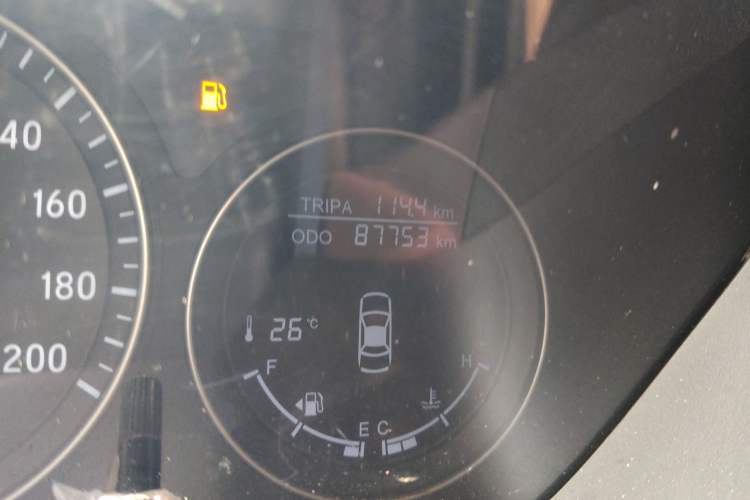 Used Bisu T3 2017 1.3T Manual Luxury Model Odometer Close Up