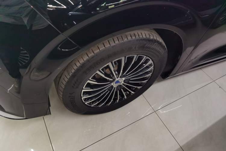 Used Denza D9 2022 DM-i 970 Four-Wheel Drive Flagship Model