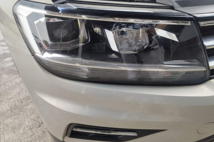 Used Volkswagen Tiguan L 2018 330TSI Automatic Two-Wheel Drive Luxury Edition