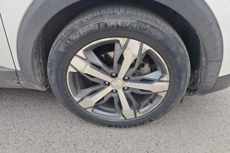 Used Peugeot 4008 2017 350THP Elite Edition Right Front Wheel Hub