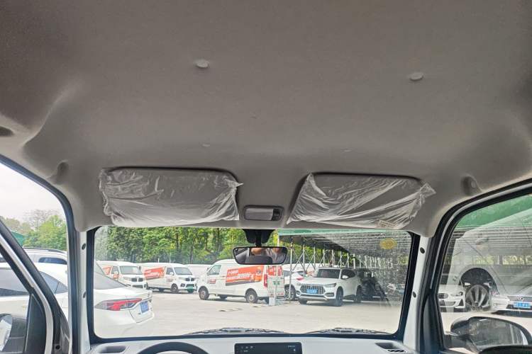 Used Wuling Zhiguang New Energy 2025 Standard Model Headliner