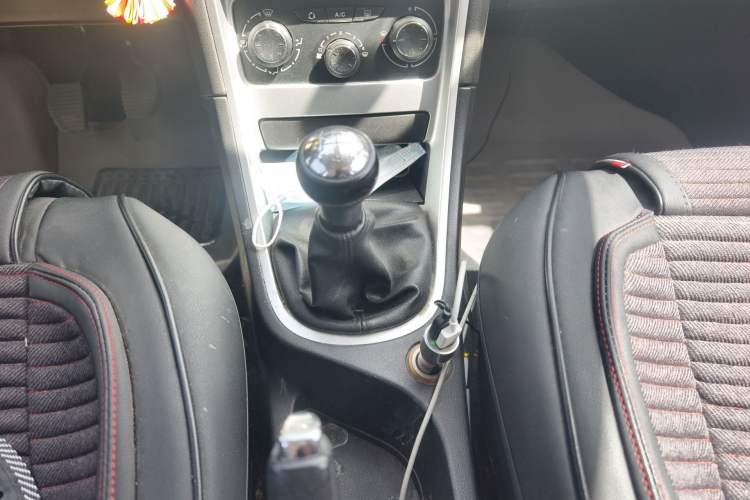 Used Peugeot 307 2012 Hatchback 1.6L Manual Comfort Edition
