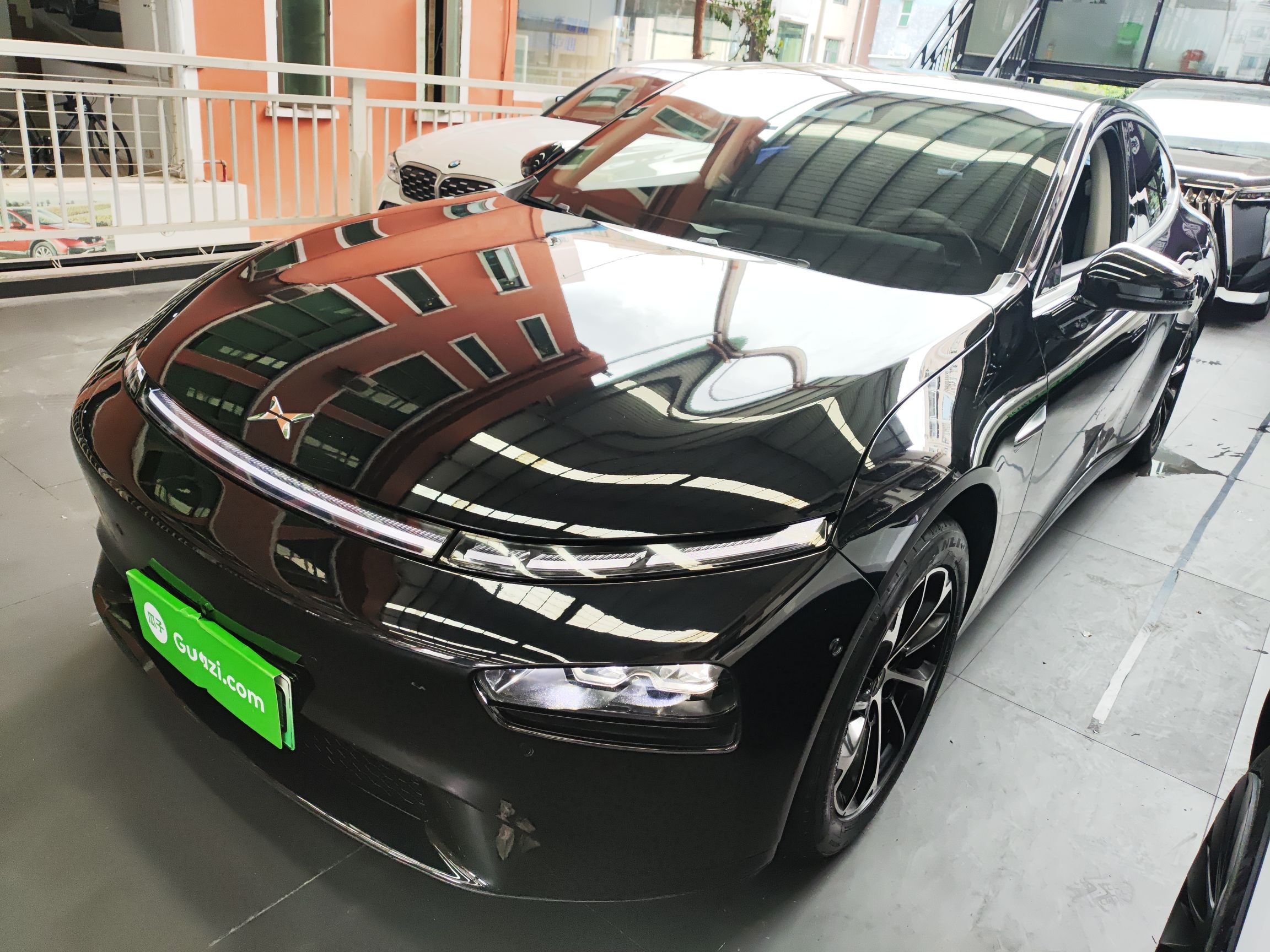 Parte inferior delantera