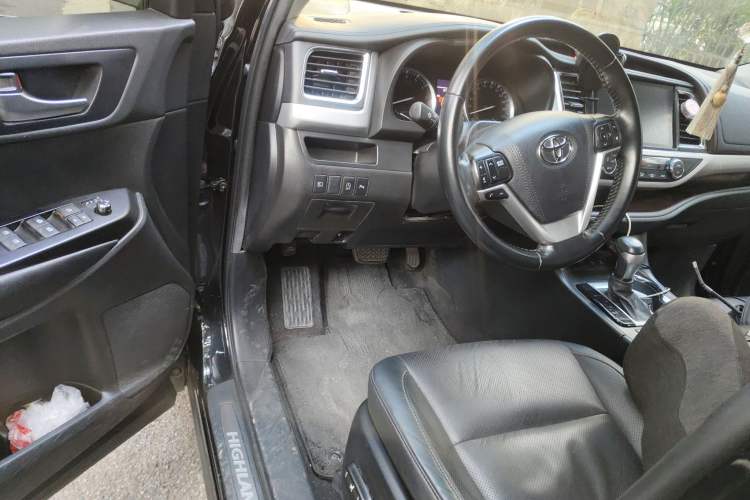 Used Toyota Highlander 2021 2.0T Four-Wheel Drive Luxury Edition 7 Seats
