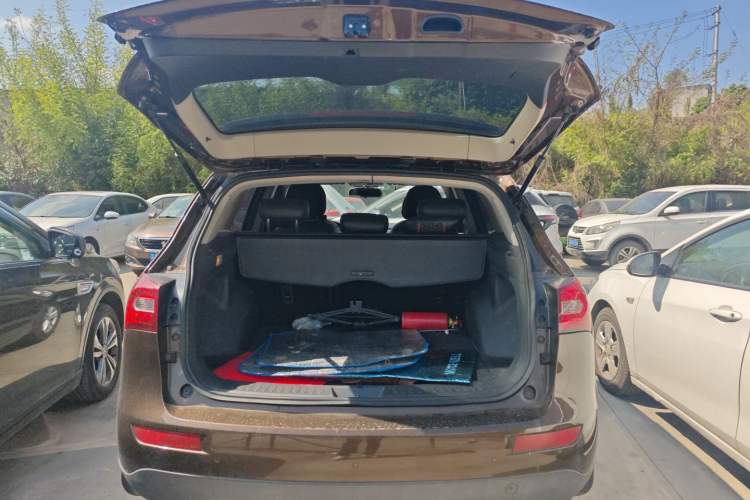 Used Zotye T600 2016 1.5T Manual Luxury Edition Trunk