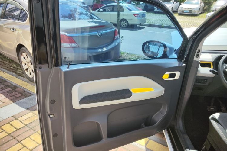 Used Chery New Energy QQ Ice Cream 2022 170km Sundae Phosphate Lithium-Ion