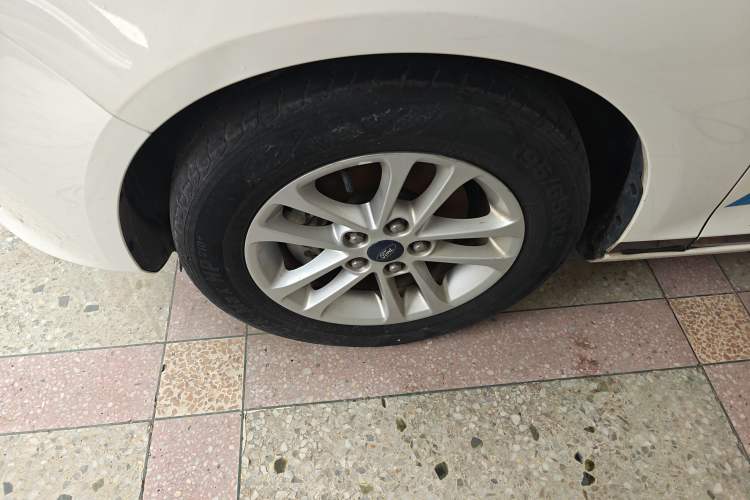 Used Ford Escort 2019 Revised 1.5L Automatic ZhiXiang Version (Tire Pressure Monitoring) China VI Standard
