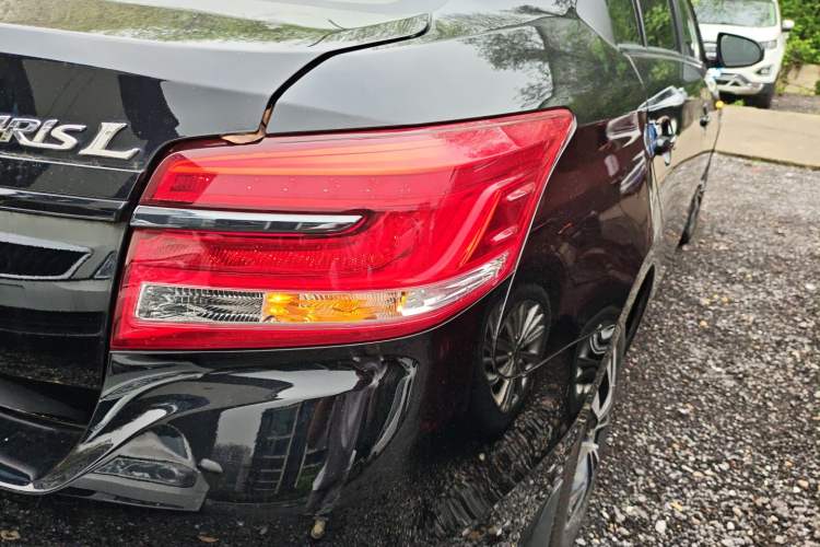 Used Toyota YARiS L Zhi Xiang 2017 1.5E CVT Dynamic Edition
