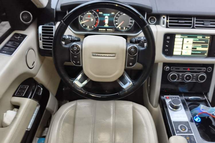 Used Land Rover Range Vogue 
