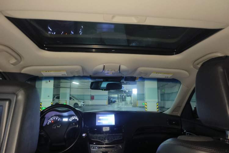 Used Infiniti Q70 2015 Q70L 2.5L Luxury Edition
