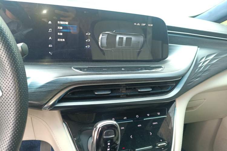 Used Buick GL8 2020 ES Land Cruiser 653T Comfort Edition