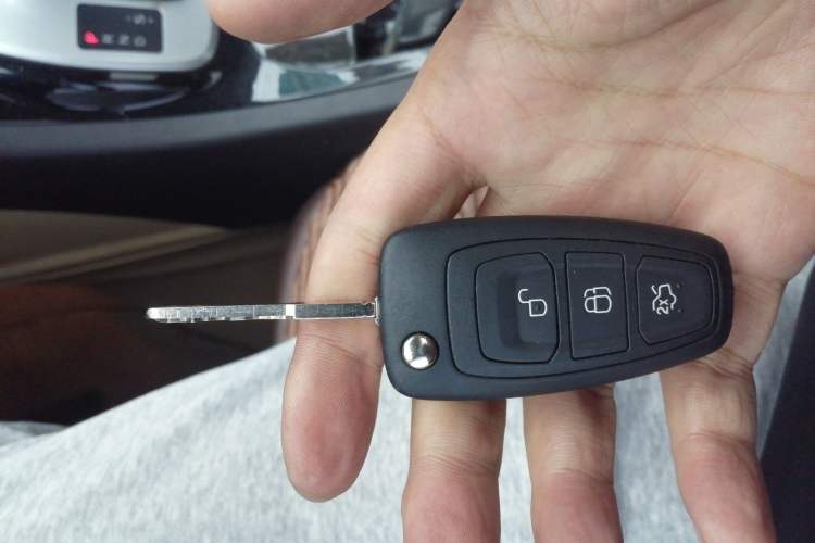 Used Ford S-MAX 2008 2.3L 7-Seater Luxury Version