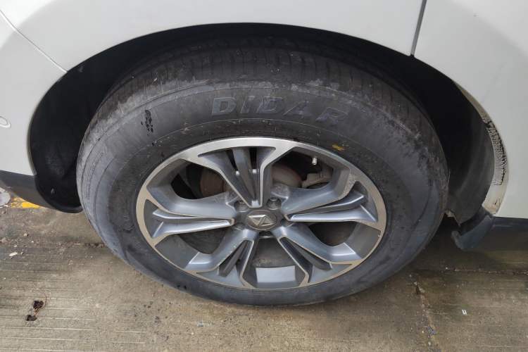 Used BORGWARD BX7 2018 28T Front-Wheel Drive Quality Enjoyment Version 5 Seats China VI Emission Standard Right Rear Wheel Hub