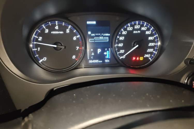 Used Mitsubishi Outlander 2021 2.4L 4x4 Zhi Xiang Edition 7 Seats