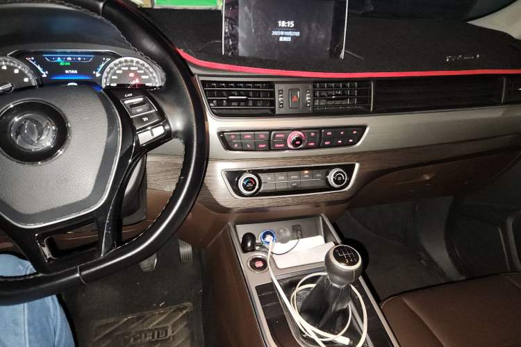 Used FORTHING Joyear X5 2017 Jingxiang Series 1.5T Manual Luxury Model