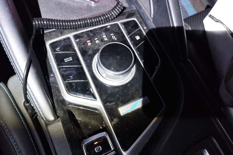 Used Dongfeng Fengon E3 2019 EVR Range-Extended Smart Enjoyment Model
