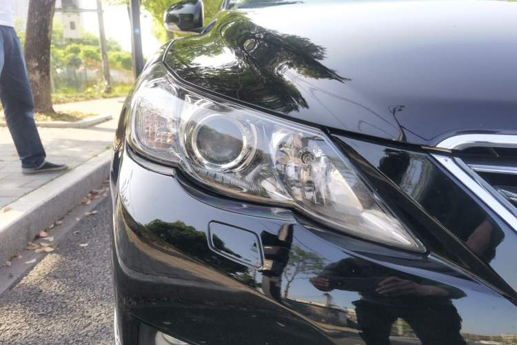 Used Toyota Reiz 2012 2.5V Fengdu Elite Stylish Edition
